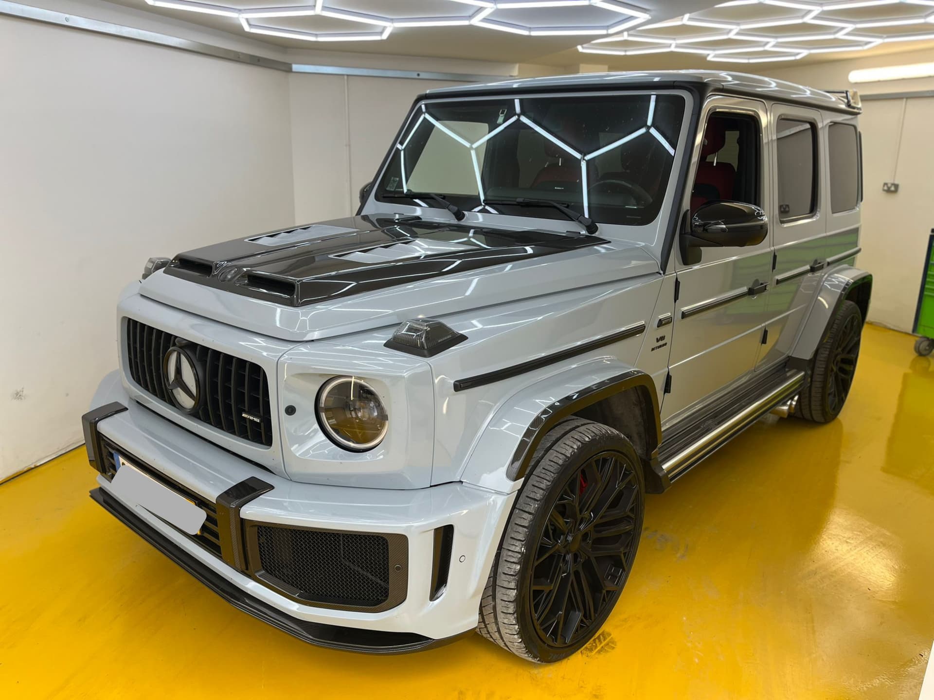 Luxury bodyshop facility